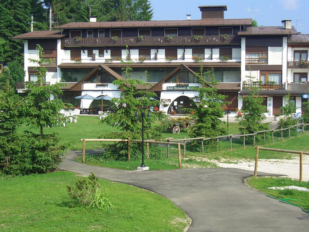 Albergo Miramonti Dependance Asiago Eksteriør billede